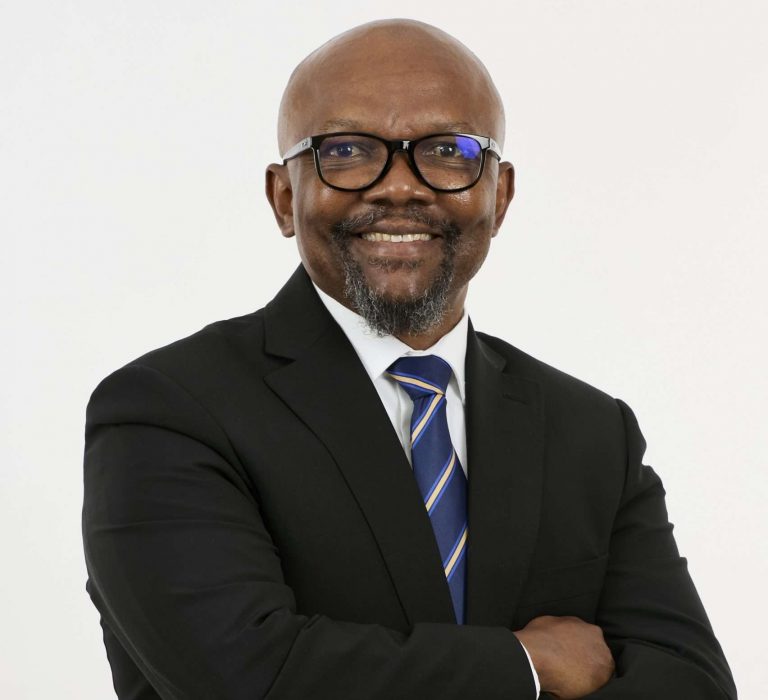 Mr Nkosinathi Solomon